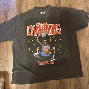 Welcome Pain Final Champions Graphic T-Shirt - Vintage Black